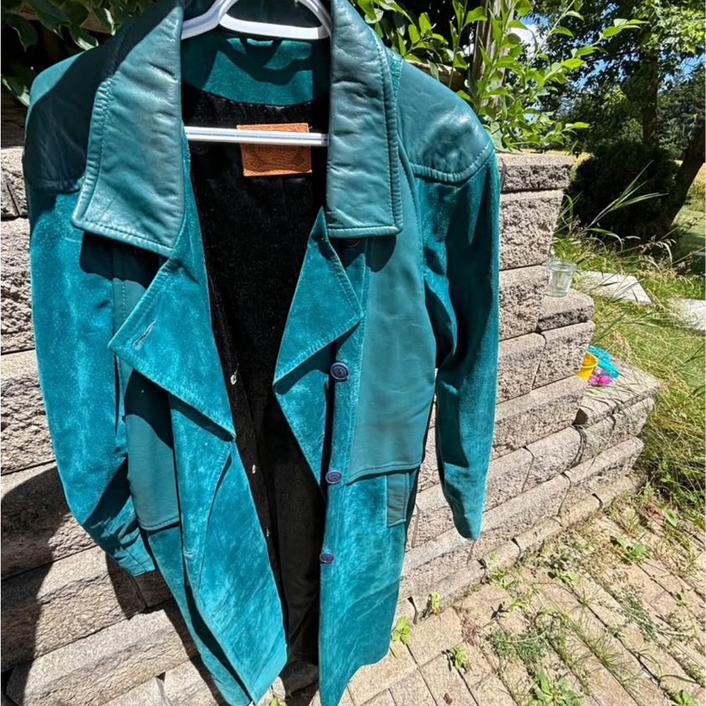 Elegant Teal Trench Coat for Women